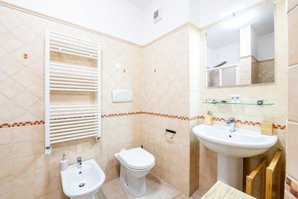 Leopolda Apartment Free Wi-Fi Firenze Eksteriør bilde